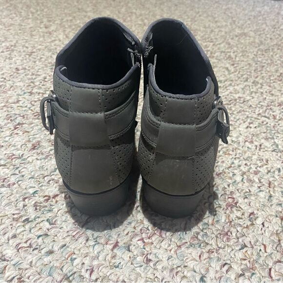 Esprit Grey Buckle Ankle Bootie Boots - Picture 6 of 7
